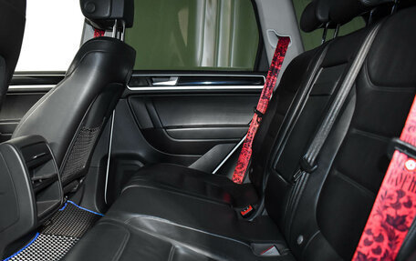 Volkswagen Touareg III, 2013 год, 2 100 000 рублей, 13 фотография