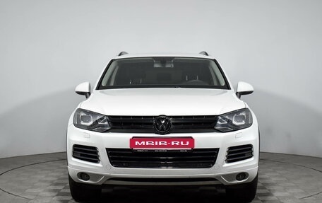 Volkswagen Touareg III, 2013 год, 2 100 000 рублей, 2 фотография