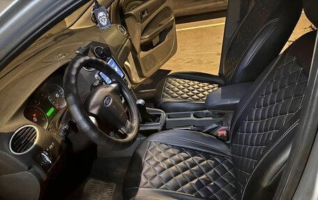 Ford Focus II рестайлинг, 2005 год, 320 000 рублей, 19 фотография