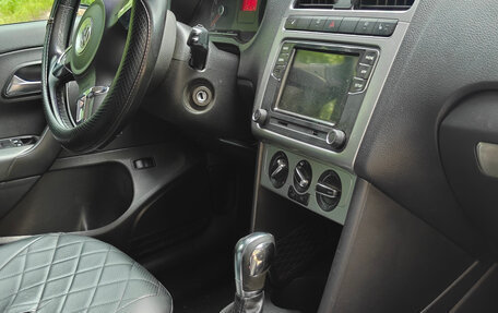 Volkswagen Polo VI (EU Market), 2013 год, 800 000 рублей, 13 фотография
