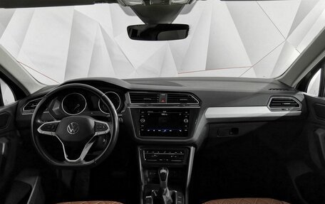 Volkswagen Tiguan II, 2021 год, 3 045 000 рублей, 14 фотография
