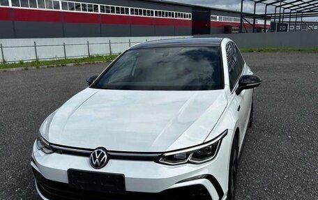 Volkswagen Golf VIII, 2023 год, 2 150 000 рублей, 1 фотография