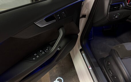 Audi A4, 2019 год, 3 600 000 рублей, 10 фотография