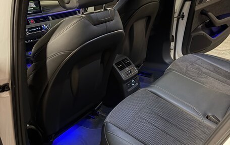 Audi A4, 2019 год, 3 600 000 рублей, 12 фотография