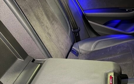 Audi A4, 2019 год, 3 600 000 рублей, 16 фотография