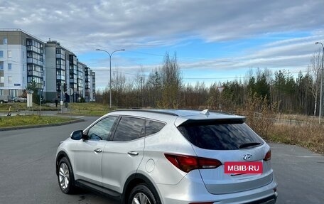 Hyundai Santa Fe III рестайлинг, 2017 год, 2 550 000 рублей, 4 фотография