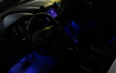 Hyundai Santa Fe III рестайлинг, 2017 год, 2 550 000 рублей, 12 фотография