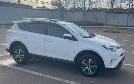 Toyota RAV4, 2018 год, 2 165 000 рублей, 6 фотография