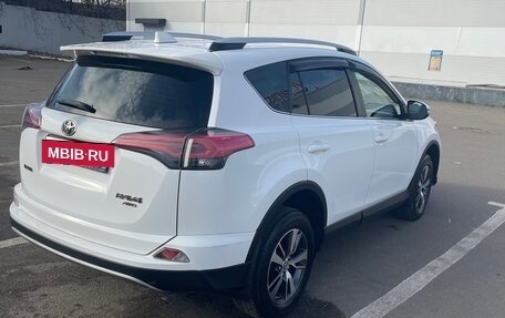 Toyota RAV4, 2018 год, 2 165 000 рублей, 5 фотография