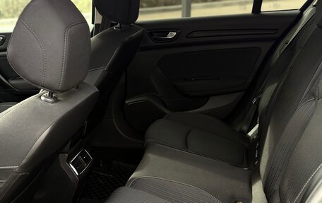 Renault Megane IV, 2019 год, 1 350 000 рублей, 11 фотография