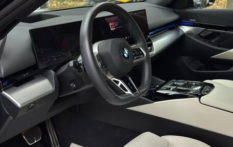 BMW 5 серия, 2024 год, 5 950 000 рублей, 6 фотография