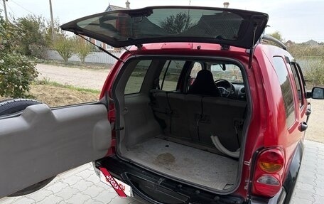 Jeep Liberty (North America) I, 2003 год, 680 000 рублей, 13 фотография