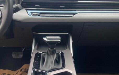 Geely Emgrand, 2023 год, 1 000 000 рублей, 12 фотография
