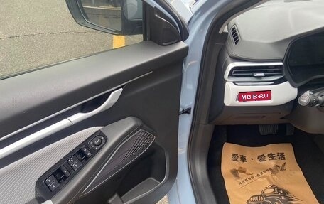 Geely Emgrand, 2023 год, 1 000 000 рублей, 9 фотография