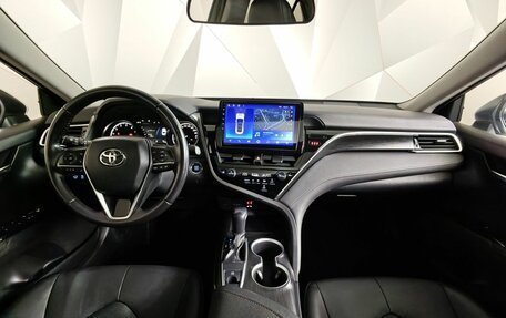 Toyota Camry, 2022 год, 2 750 000 рублей, 14 фотография