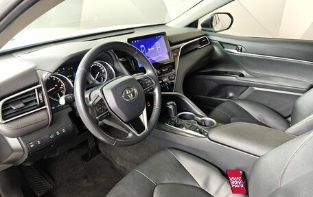 Toyota Camry, 2022 год, 2 750 000 рублей, 19 фотография