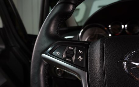 Opel Astra J, 2013 год, 929 000 рублей, 19 фотография