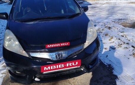 Honda Fit Shuttle I рестайлинг, 2012 год, 750 000 рублей, 2 фотография
