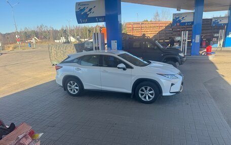 Lexus RX IV рестайлинг, 2017 год, 4 050 000 рублей, 4 фотография