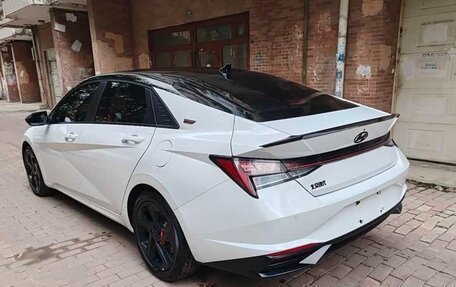 Hyundai Elantra, 2022 год, 1 215 000 рублей, 4 фотография