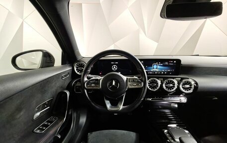 Mercedes-Benz A-Класс, 2021 год, 2 693 000 рублей, 20 фотография