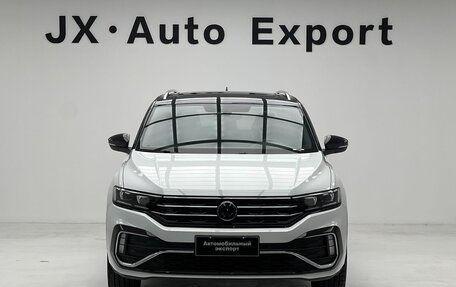 Volkswagen T-Roc I, 2022 год, 1 570 007 рублей, 1 фотография