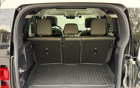Land Rover Defender II, 2020 год, 7 200 000 рублей, 40 фотография