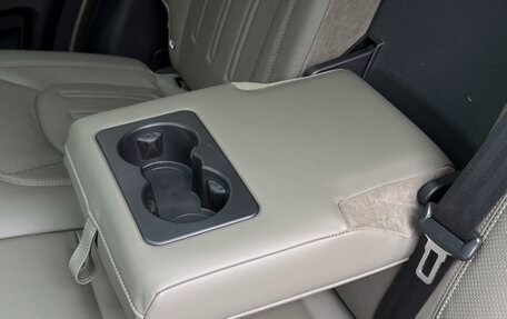 Land Rover Defender II, 2020 год, 7 200 000 рублей, 37 фотография