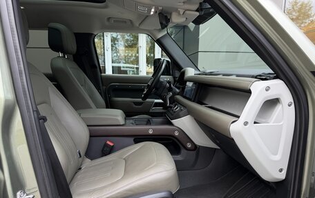 Land Rover Defender II, 2020 год, 7 200 000 рублей, 33 фотография