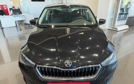 Skoda Rapid II, 2020 год, 1 599 000 рублей, 2 фотография