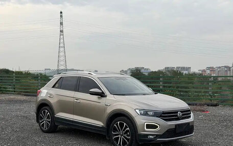 Volkswagen T-Roc I, 2022 год, 1 400 700 рублей, 3 фотография
