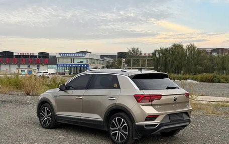 Volkswagen T-Roc I, 2022 год, 1 400 700 рублей, 4 фотография