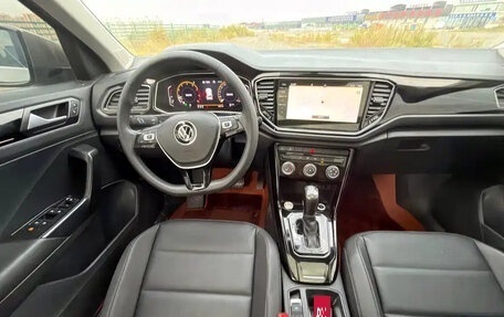 Volkswagen T-Roc I, 2022 год, 1 400 700 рублей, 10 фотография
