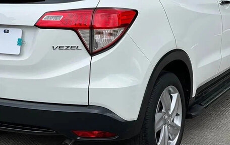 Honda Vezel, 2022 год, 1 320 000 рублей, 11 фотография