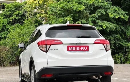 Honda Vezel, 2022 год, 1 320 000 рублей, 8 фотография