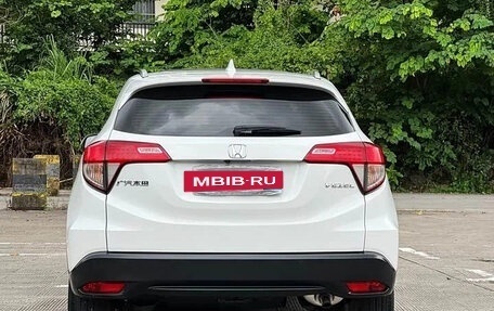 Honda Vezel, 2022 год, 1 320 000 рублей, 7 фотография