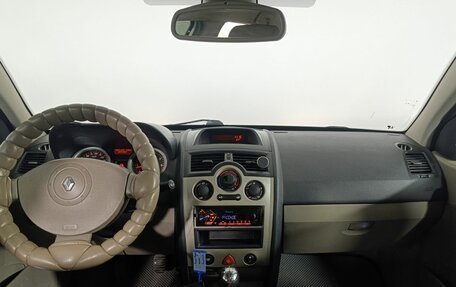 Renault Megane III рестайлинг, 2004 год, 420 000 рублей, 11 фотография
