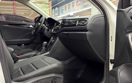 Volkswagen T-Roc I, 2022 год, 1 430 000 рублей, 8 фотография