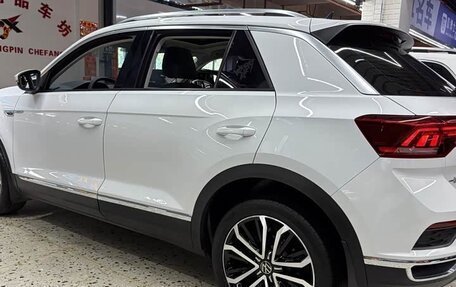 Volkswagen T-Roc I, 2022 год, 1 430 000 рублей, 6 фотография
