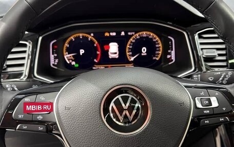 Volkswagen T-Roc I, 2022 год, 1 430 000 рублей, 11 фотография