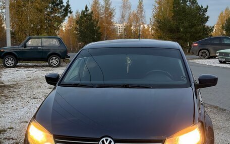 Volkswagen Polo VI (EU Market), 2011 год, 605 000 рублей, 1 фотография