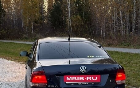 Volkswagen Polo VI (EU Market), 2011 год, 605 000 рублей, 2 фотография