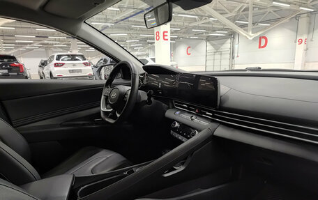 Hyundai Elantra, 2023 год, 1 839 000 рублей, 11 фотография