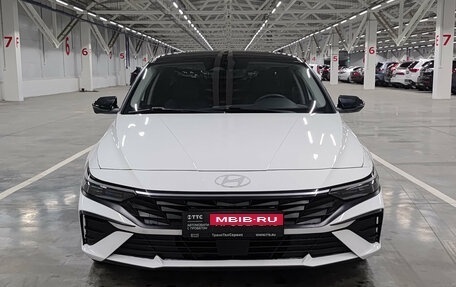 Hyundai Elantra, 2023 год, 1 839 000 рублей, 2 фотография