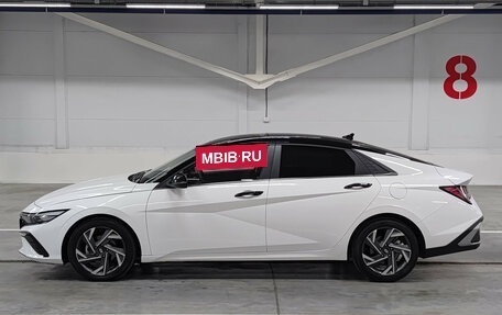 Hyundai Elantra, 2023 год, 1 839 000 рублей, 8 фотография