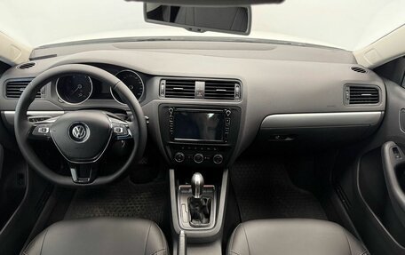 Volkswagen Jetta VII, 2015 год, 1 120 000 рублей, 4 фотография