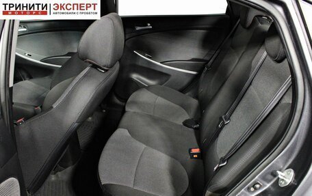 Hyundai Solaris II рестайлинг, 2013 год, 727 000 рублей, 16 фотография