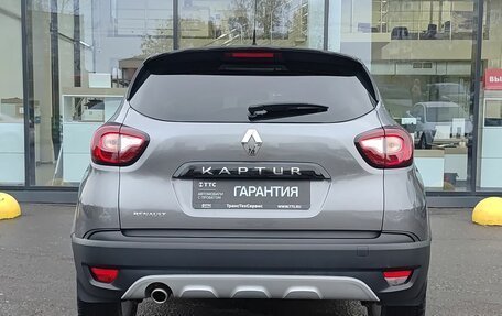 Renault Kaptur I рестайлинг, 2017 год, 1 115 000 рублей, 6 фотография