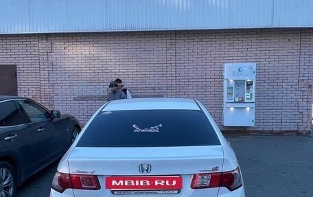 Honda Accord VIII рестайлинг, 2008 год, 830 000 рублей, 2 фотография