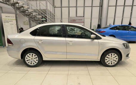 Volkswagen Polo VI (EU Market), 2011 год, 630 000 рублей, 4 фотография
